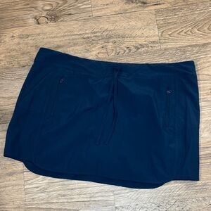 Magellan Outdoors Blue Athletic Skirt